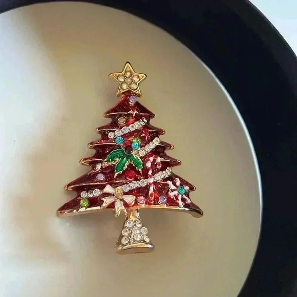 Red Christmas Tree Brooch - Picture 5 of 9